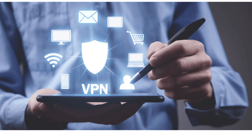 Une personne tenant un smartphone avec des icônes holographiques de protection, un bouclier central, et le sigle "VPN", symbolisant la sécurité des données et la protection de la vie privée en ligne - Digitandco.